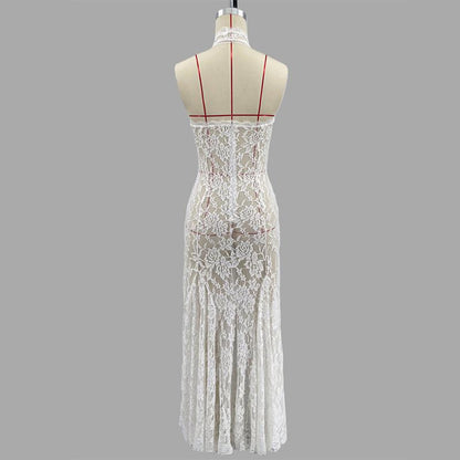 Verführerisches Neckholder-Spitzenkleid
